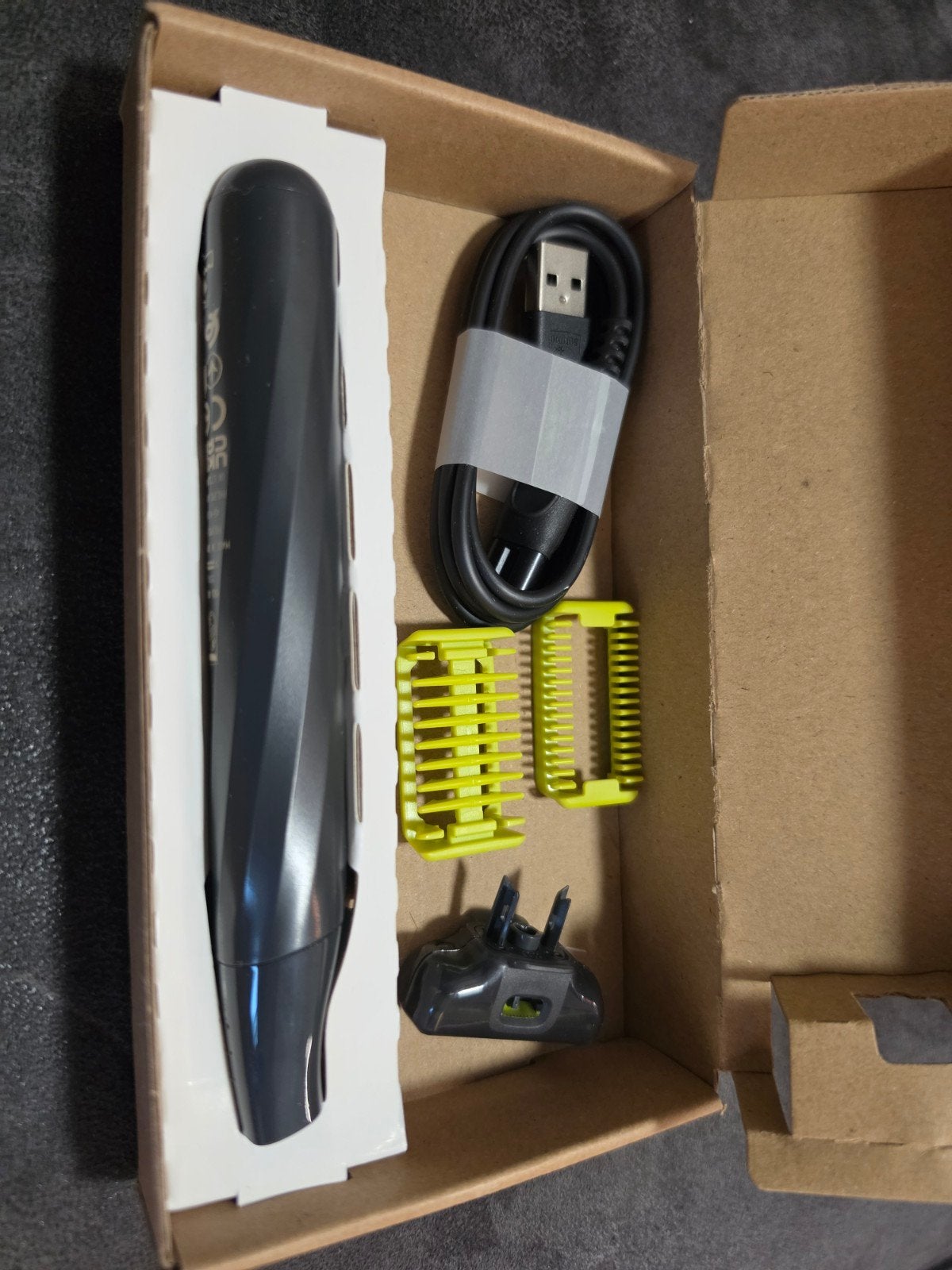 Philips OneBlade Handvat + Scheermesje + Accessoires QP1864, Ophalen of Verzenden, Nieuw, Scheren en Epileren
