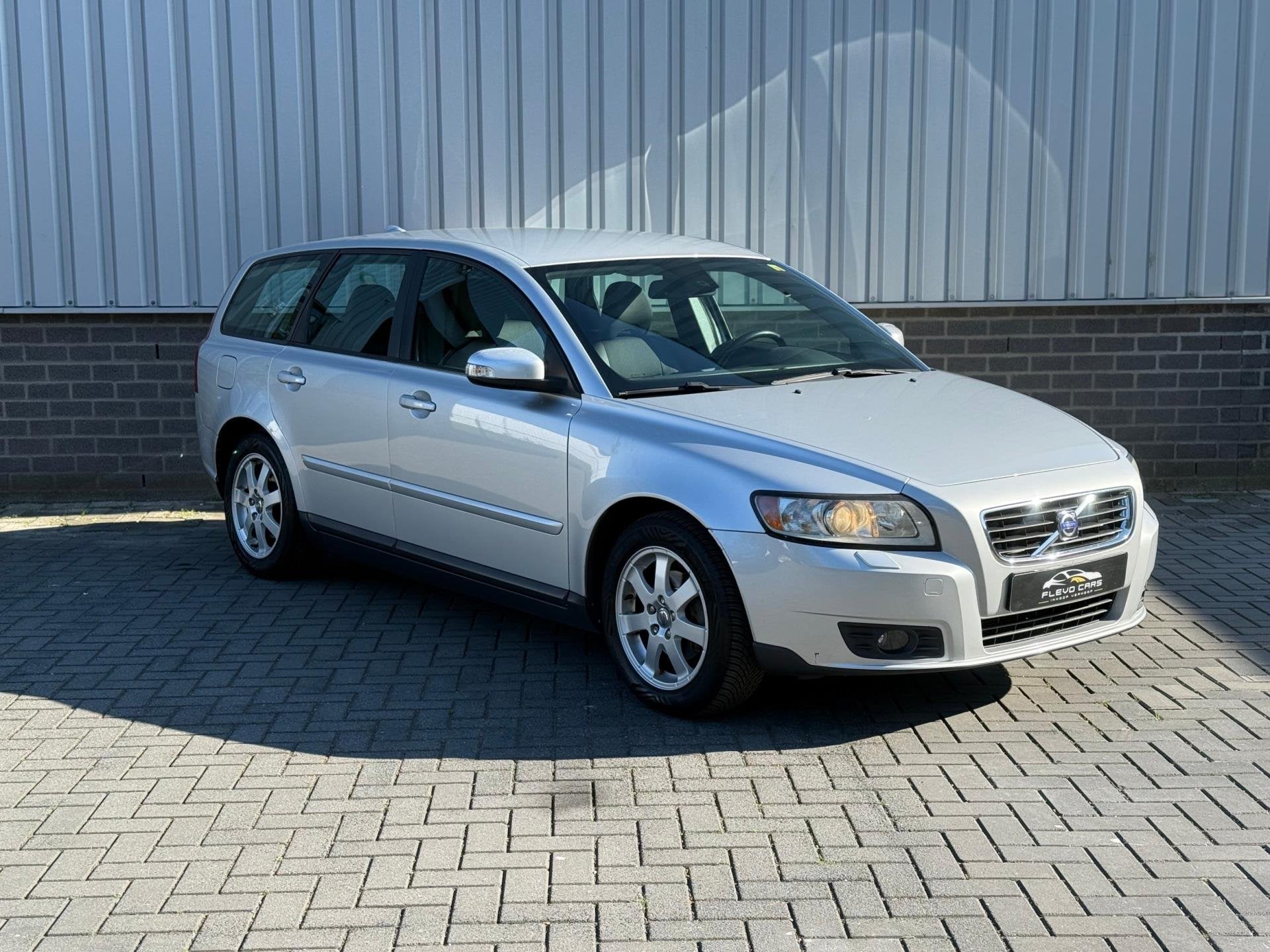 Volvo V50 1.8 F Edition I |Airco|CruiseControl|, Auto's, Voorwielaandrijving, Zwart, 4 cilinders, Te koop