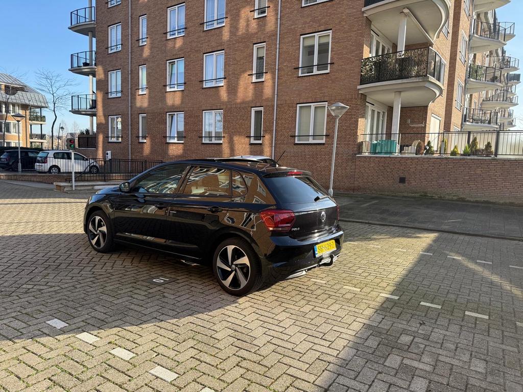 Volkswagen Polo (automaat)1.0 TSI 115pk 7-DSG 2018 Zwart, Auto's, Zwart, Origineel Nederlands, 115 pk, Particulier