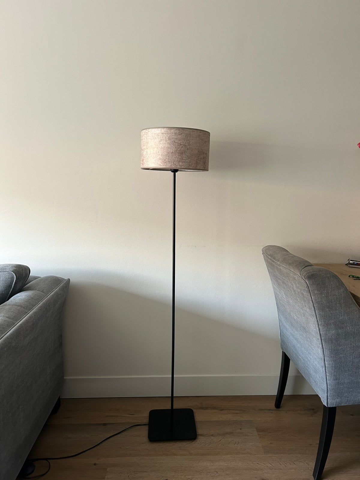 Mooie vloerlamp, Huis en Inrichting, Lampen | Vloerlampen, Ophalen, Zo goed als nieuw, 150 tot 200 cm