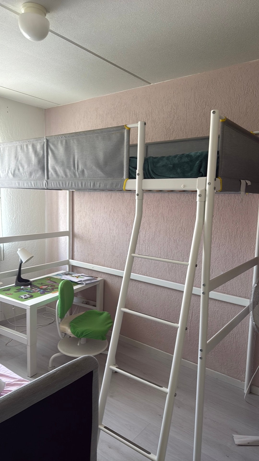 Ikea hoogslaper, Ophalen, Eenpersoons, Zo goed als nieuw, 90 cm