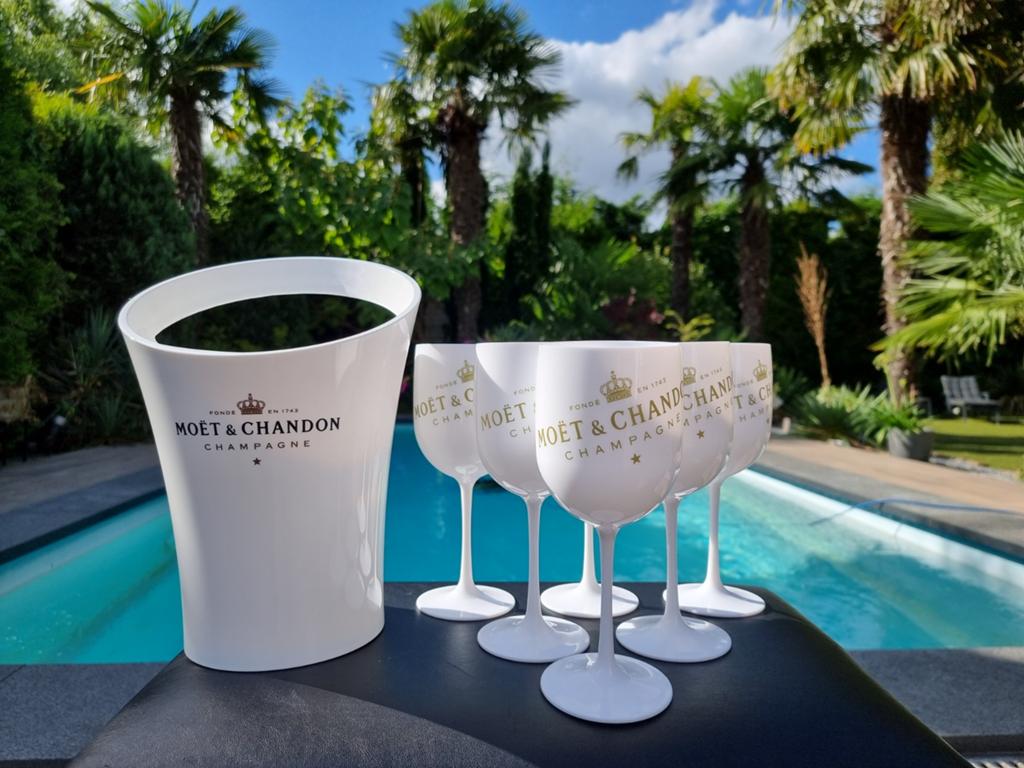 6 MOËT & CHANDON   glazen + Ice-Bucket + GRATIS ijsschep ‼️, Ophalen, Nieuw, Wit, Overige merken