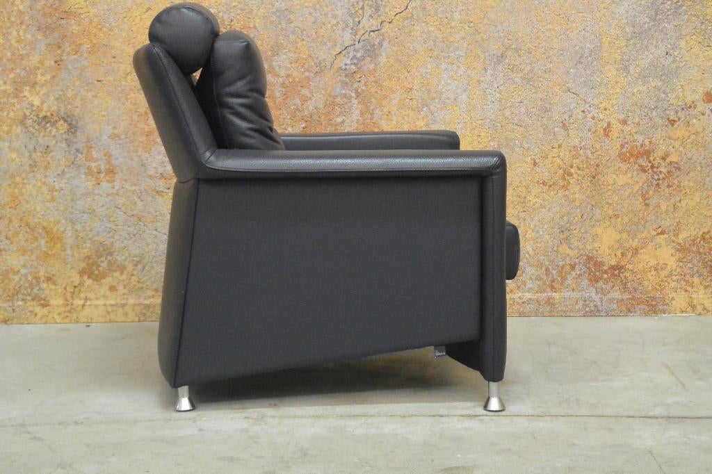 ZGAN! donkerblauwe leren Leolux Paian fauteuil, Huis en Inrichting, Leolux, Leolux, 75 tot 100 cm, Ophalen of Verzenden