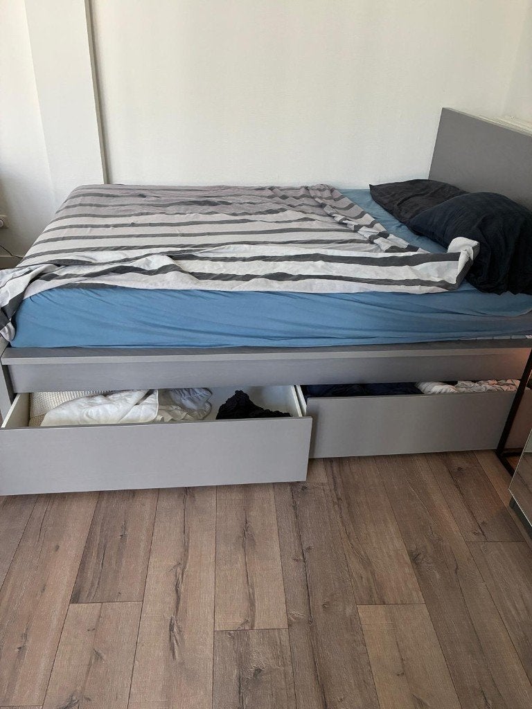 IKEA MALM tweepersoonsbed COMPLEET 140 x 200 cm in grijs, Huis en Inrichting, Ophalen, Overige materialen, Tweepersoons, 140 cm