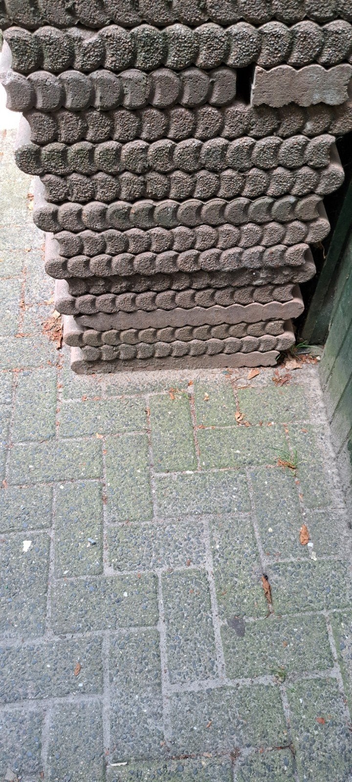 Gebruikte betonnen klinkers voor tuin of oprit, Tuin en Terras, Tegels en Klinkers, Ophalen, Gebruikt, Klinkers, Minder dan 5 m²
