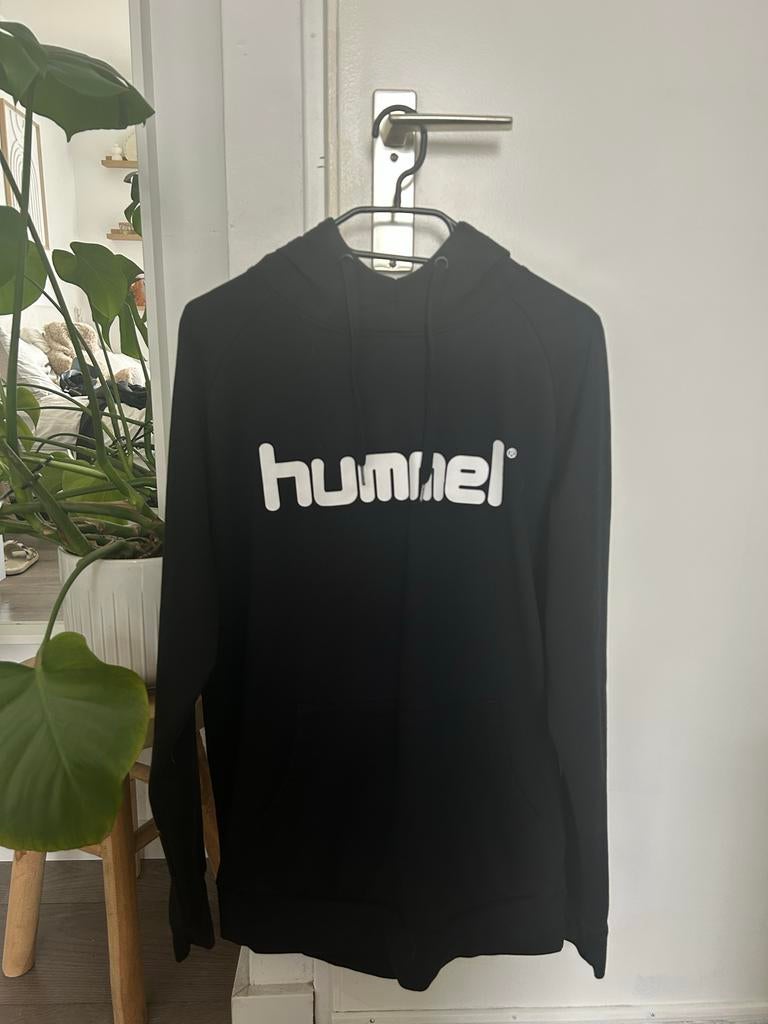 Hummel hoodie zwart met wit logo maat M, Ophalen of Verzenden, Zo goed als nieuw, Maat 48/50 (M), Zwart