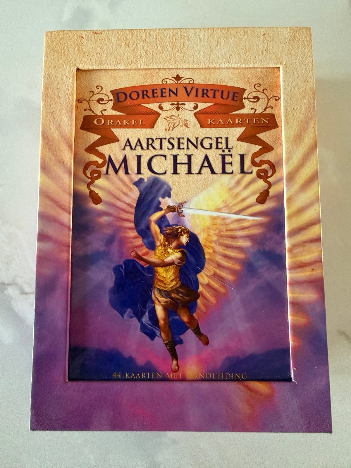 NIEUW Doreen Virtue Aartsengel Michaël Orakelkaarten, Ophalen of Verzenden, Nieuw, Spiritualiteit algemeen, Overige typen