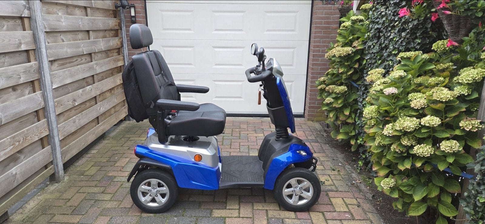 Kymco scootmobiel ( z.g.a.n), Ophalen, Kymco, 16 t/m 25 km, Zo goed als nieuw