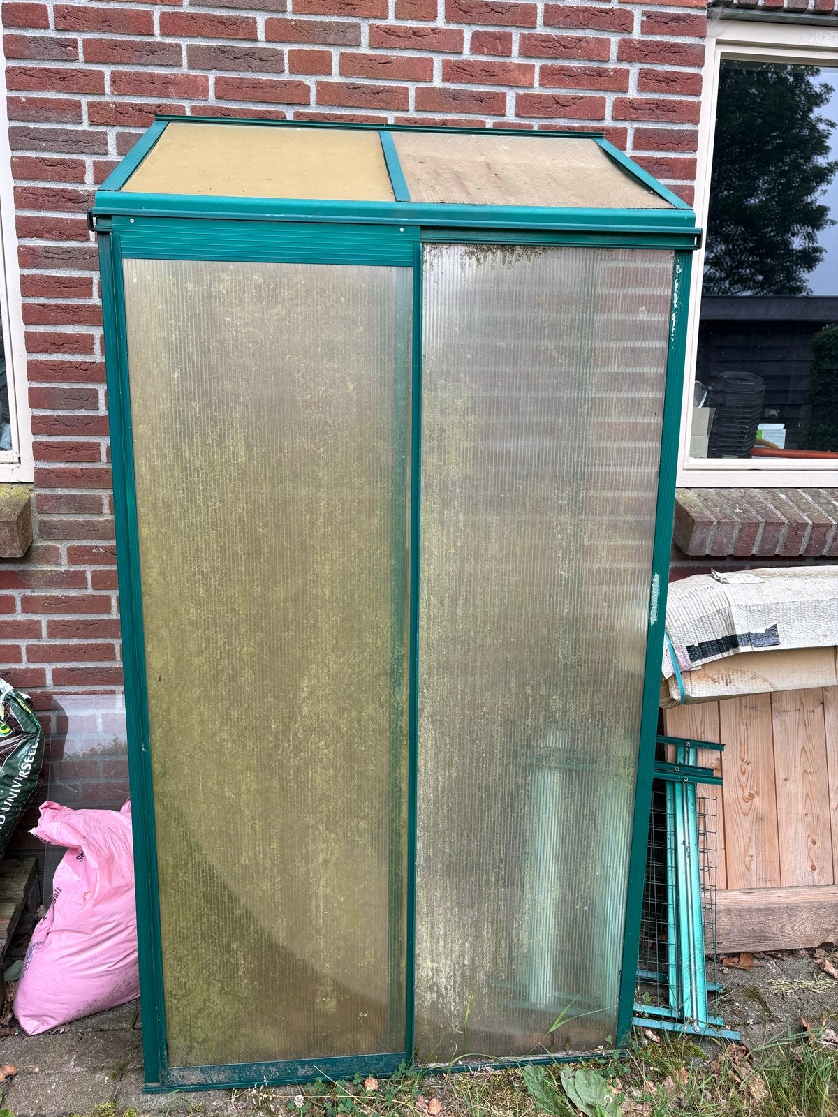 Muurkas met schappen en schuifdeur, Tuin en Terras, Ophalen, Muurkas, Aluminium, Polycarbonaat
