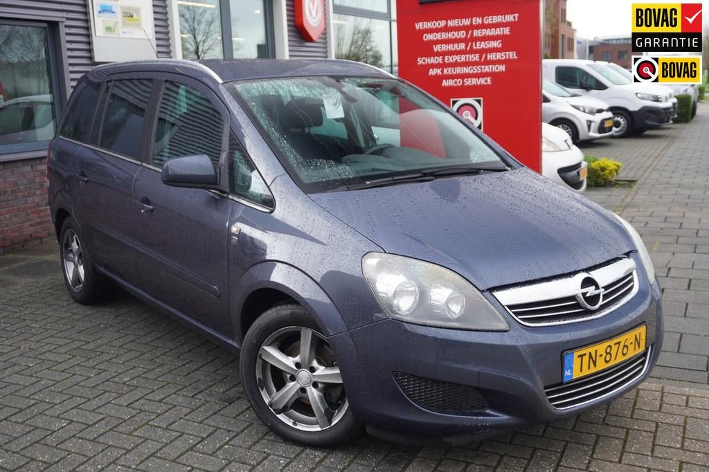 Opel Zafira 1.8 Cosmo 7P / Airco, Auto's, Voorwielaandrijving, Stof, Gebruikt, Zwart