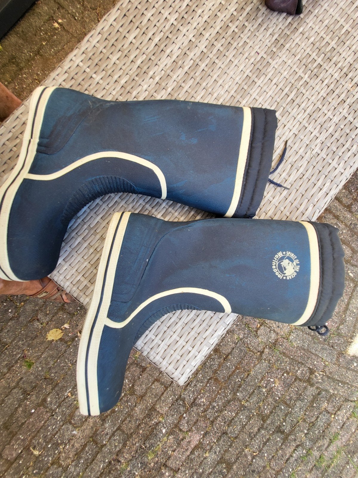 Zeil- of surfschoenen, maat 42-43j, Ophalen of Verzenden, Zeil- of Surfschoenen
