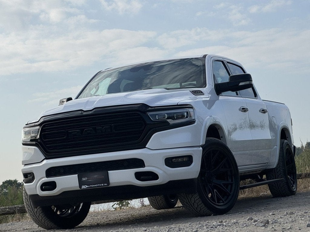 Dodge Ram 1500 LIMITED 5.7L V8, LAGE BIJTELLING, 1E EIG, LUC, Auto's, Automaat, Gebruikt, 5654 cc, Wit