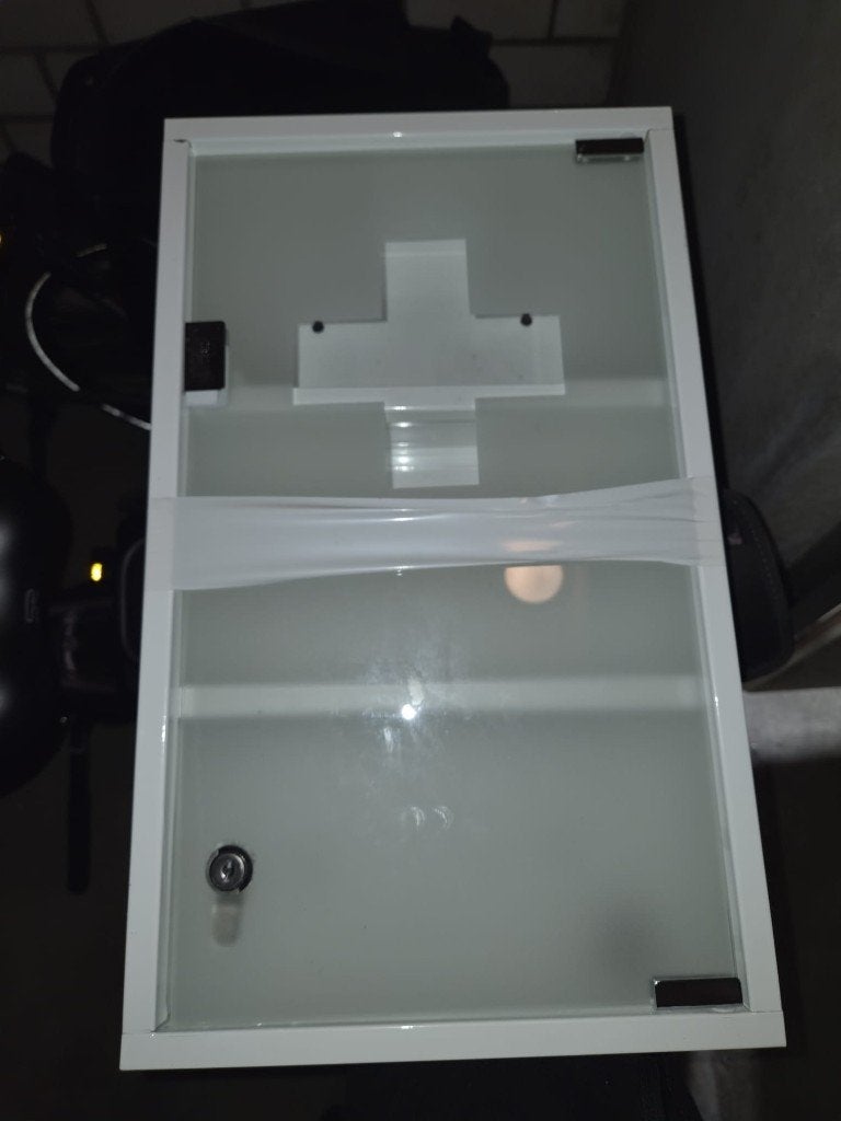 Medicijnkastje wand, Huis en Inrichting, Ophalen, Zo goed als nieuw, Wandhanger