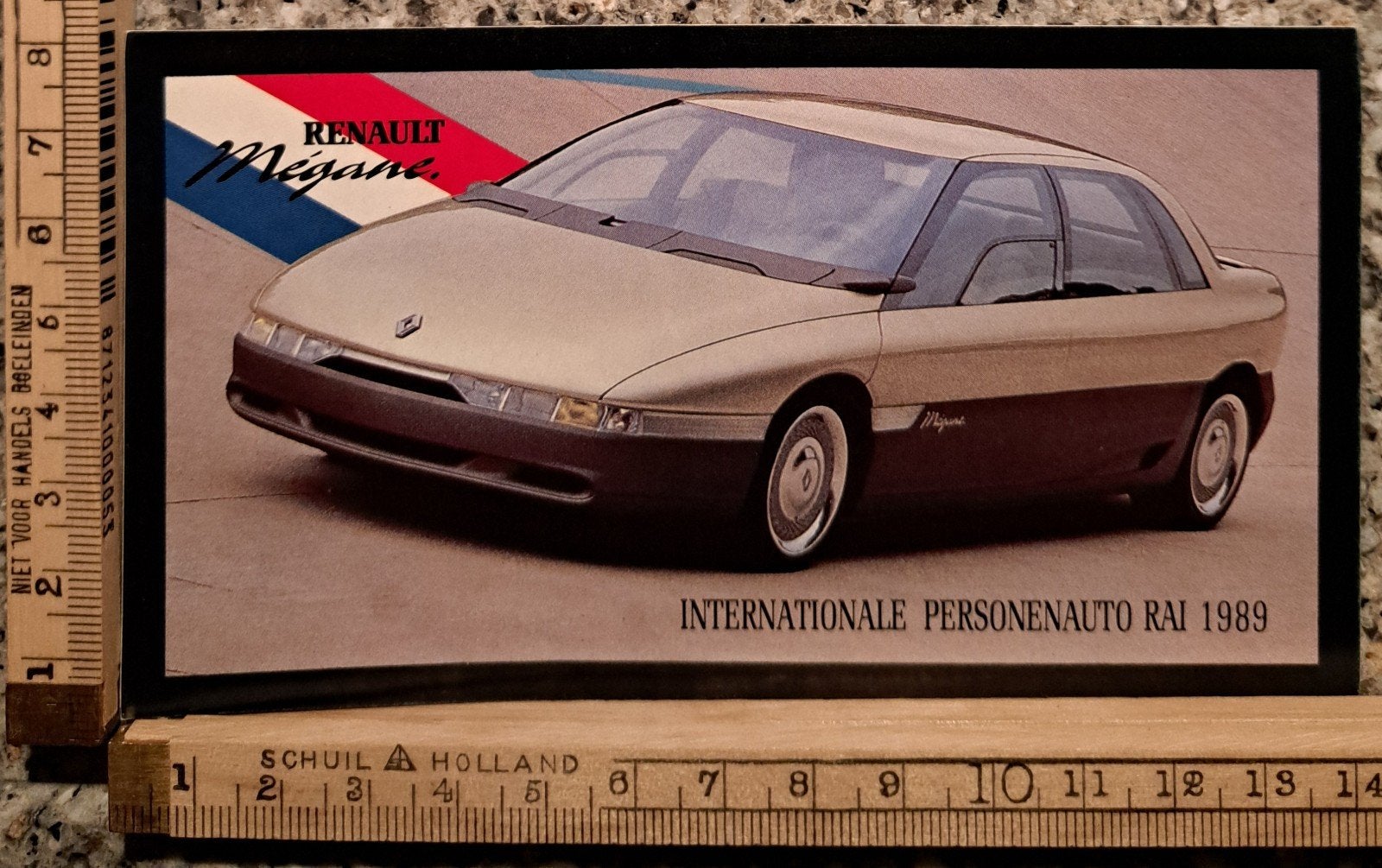 Vintage sticker Renault Mégane internationale personenauto, Ophalen of Verzenden, Overige merken
