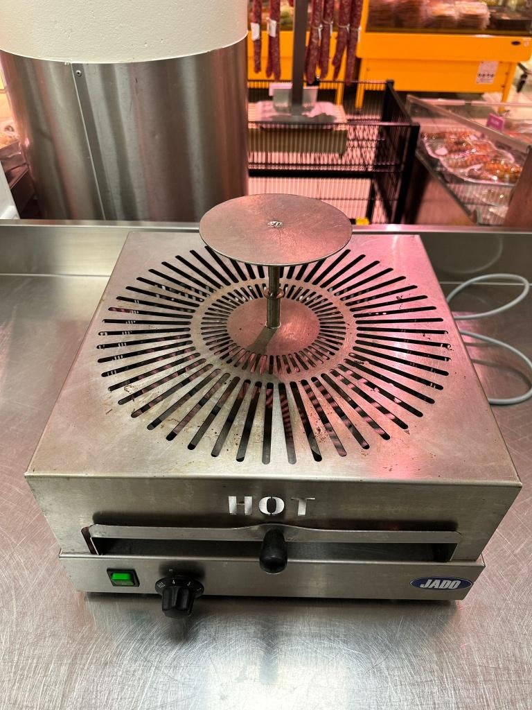 Jado pizza capper - sealmachine verse pizza's, Ophalen, Gebruikt
