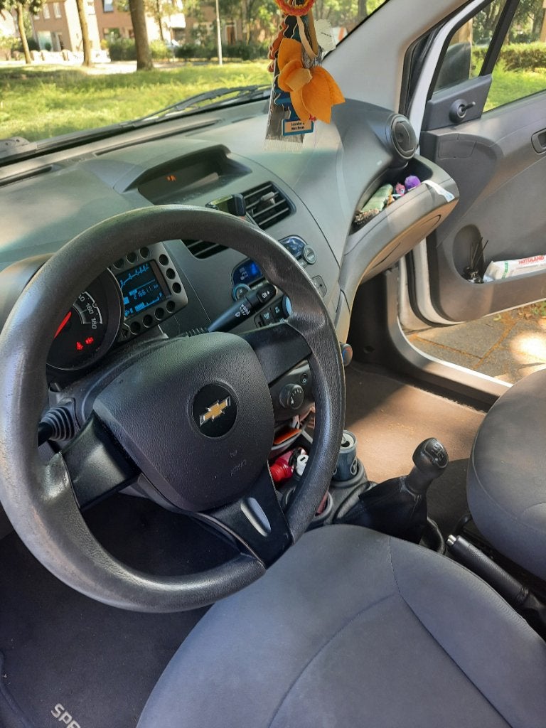 Chevrolet Spark 1.0 Bifuel 2012 Wit, Auto's, 15 km/l, 37 €/maand, 4 cilinders, Wit