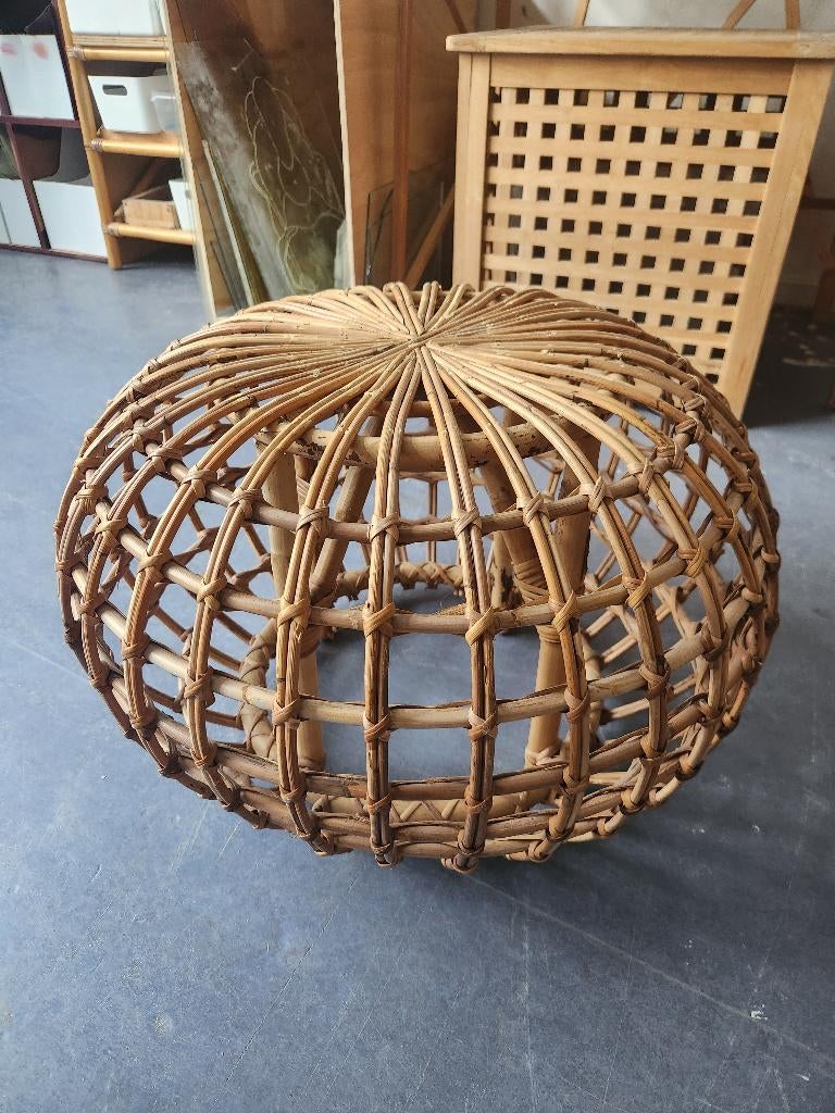 Rotan zitje, Ophalen, Minder dan 50 cm, Rond, Zo goed als nieuw