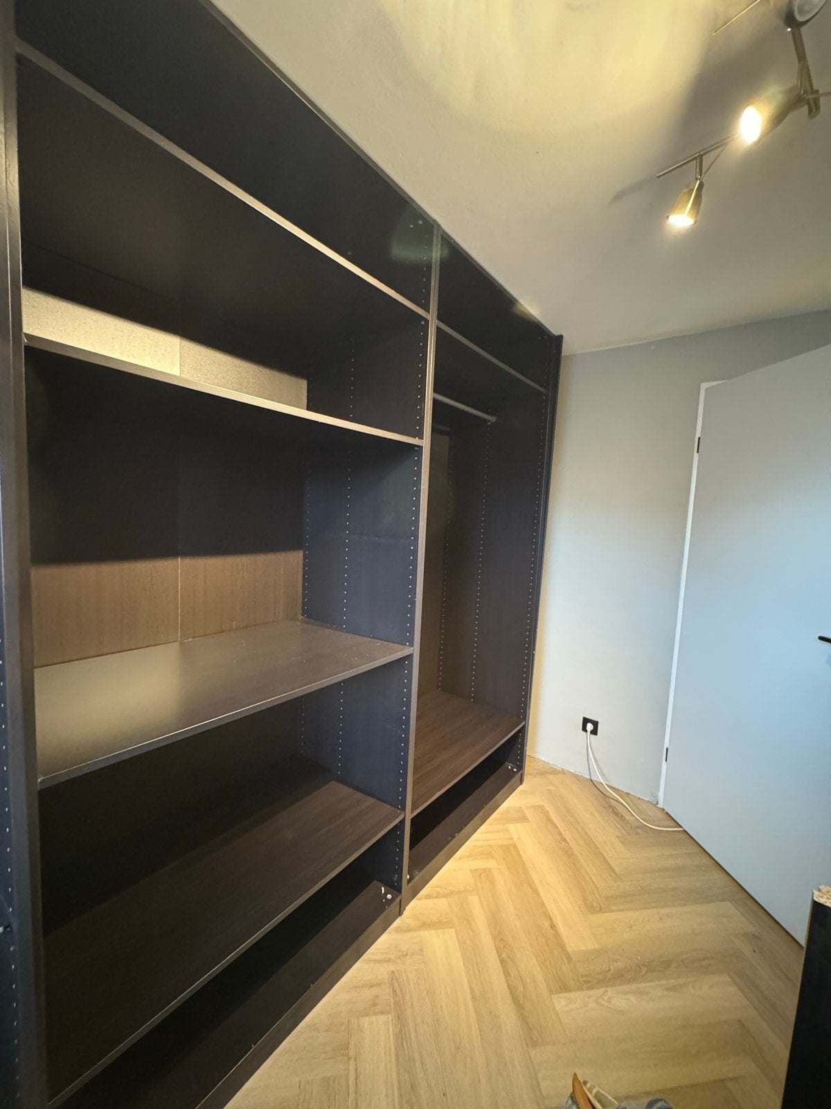 IKEA Pax zwartbruin inloopkast 3 meter, Ophalen, Met plank(en), Gebruikt, 200 cm of meer