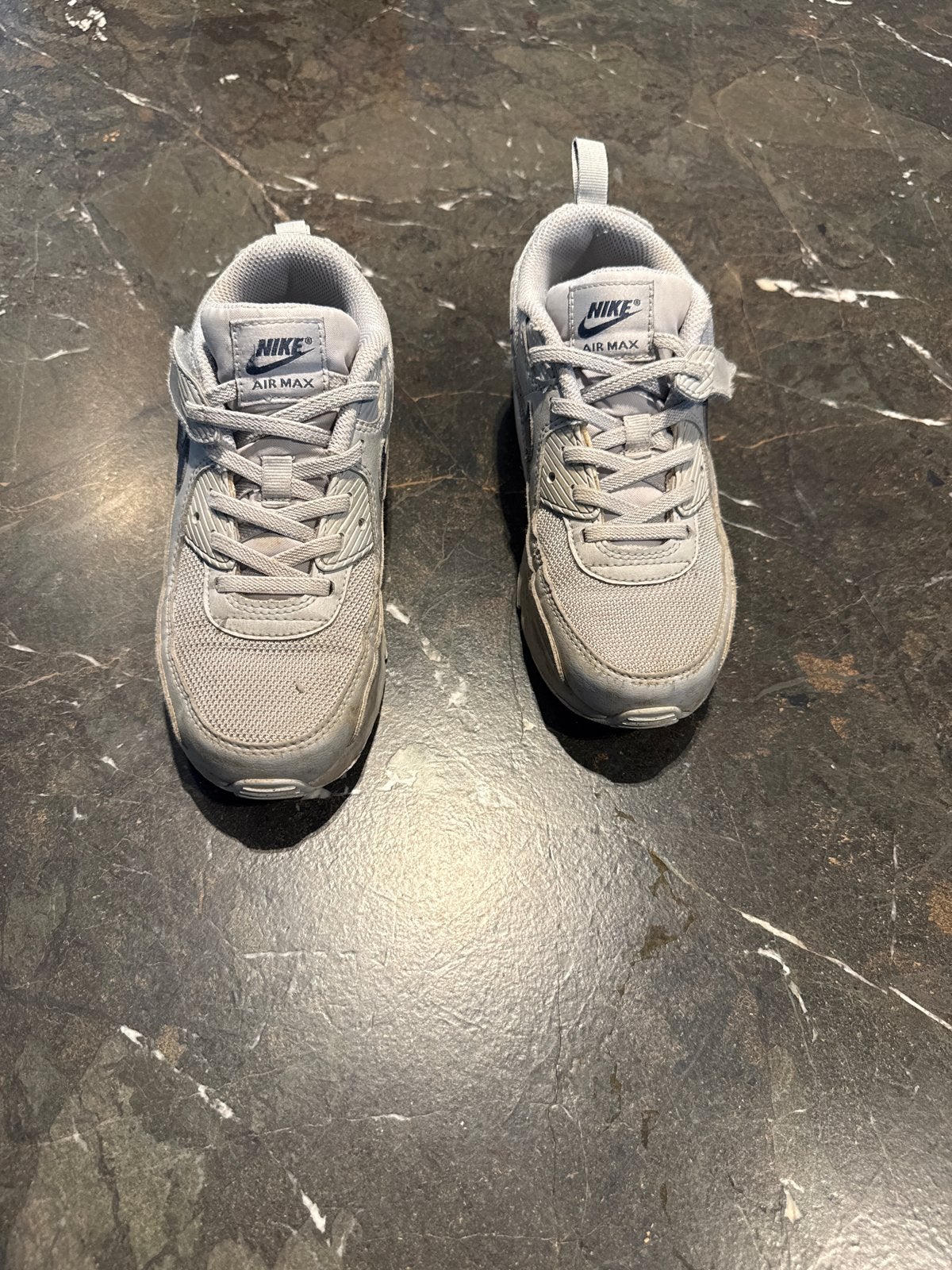 Nike Air Max sneakers maat 33,5, Ophalen of Verzenden, Gebruikt, Jongen of Meisje, Sportschoenen