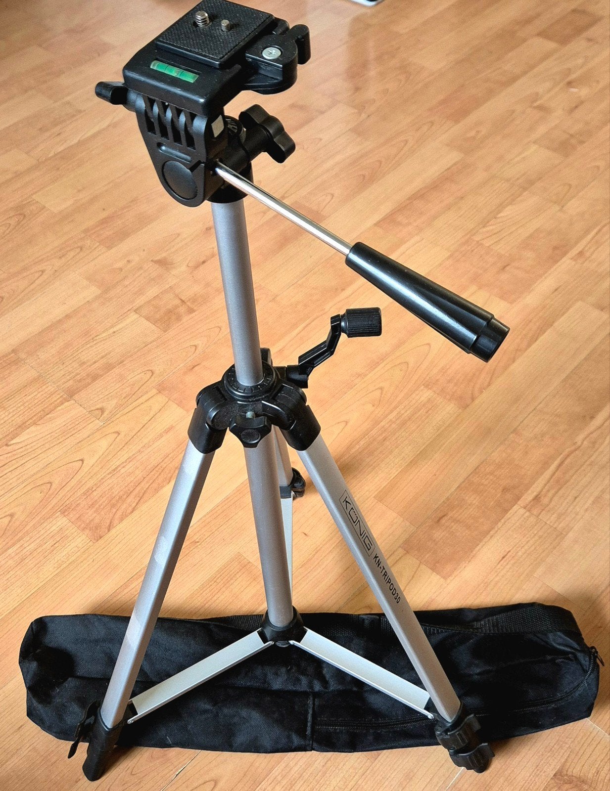 König KN-TRIPOD30 Statief - Nieuw Demo Model, Audio, Tv en Foto, Fotografie | Statieven en Balhoofden, Overige merken, 125 tot 150 cm