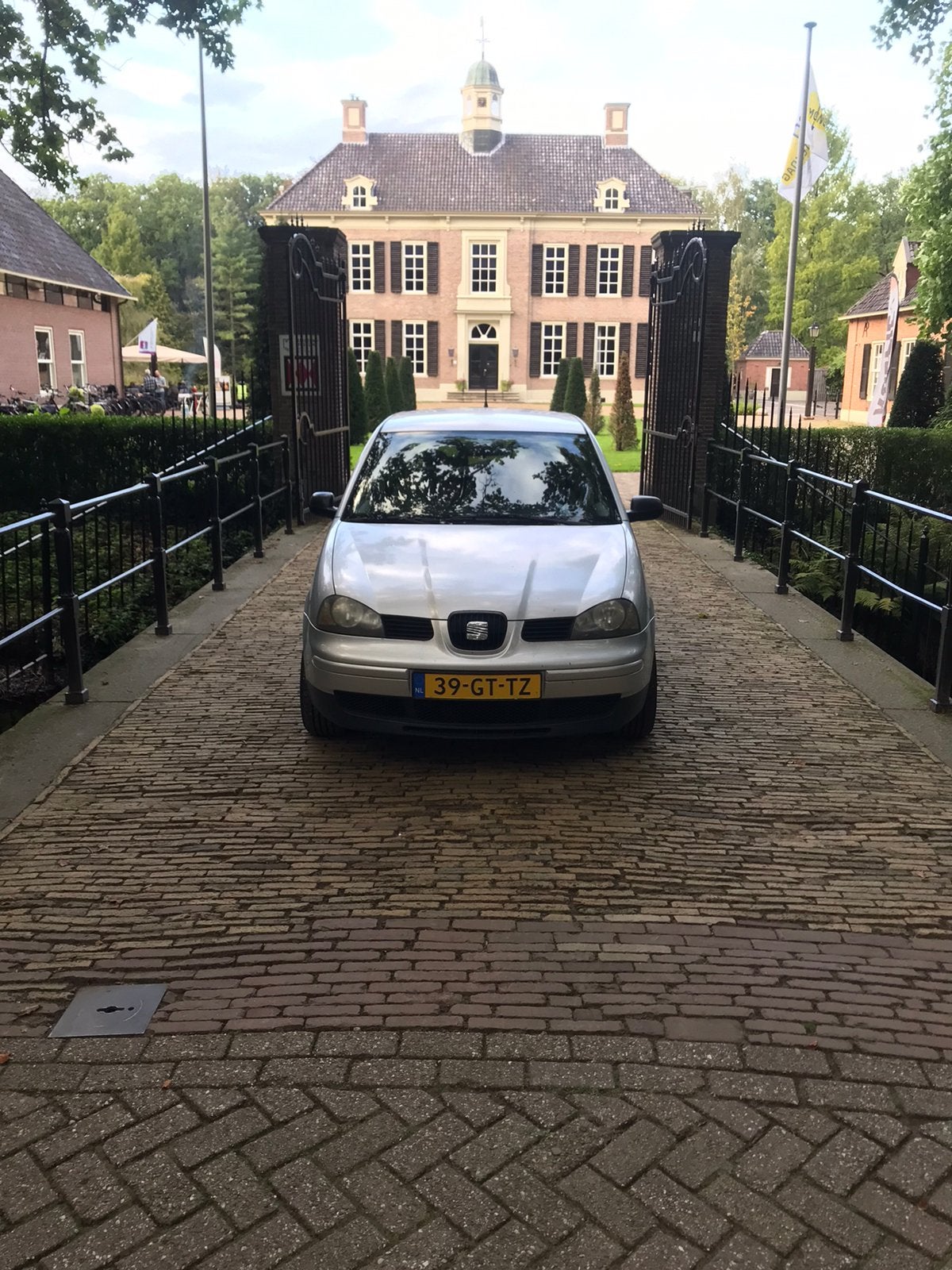 Seat Arosa 1.4 44KW 2001 Grijs, Voorwielaandrijving, 31 €/maand, 4 stoelen, Origineel Nederlands