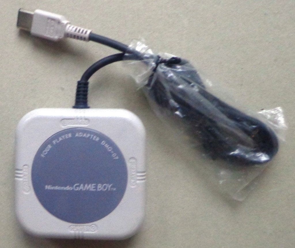 Four Player Adapter DMG-07 voor de GB Classic, Spelcomputers en Games, Ophalen of Verzenden, Gebruikt, Game Boy Classic