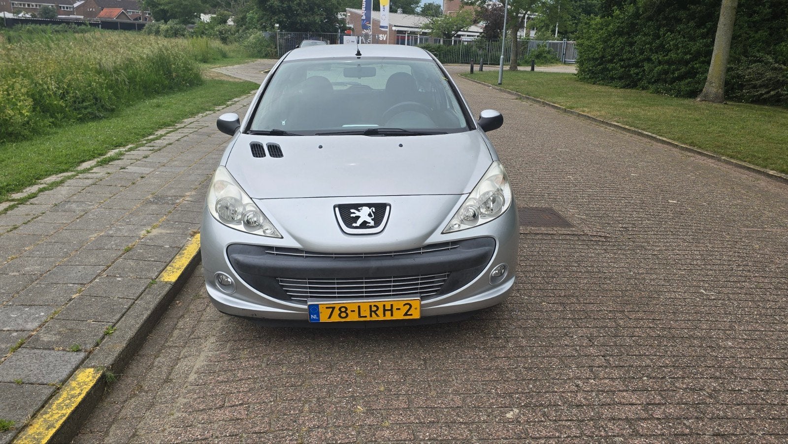 Peugeot 206+ 1.4 3D 2010 87000km!, Auto's, Voorwielaandrijving, 206+, Stof, 4 cilinders