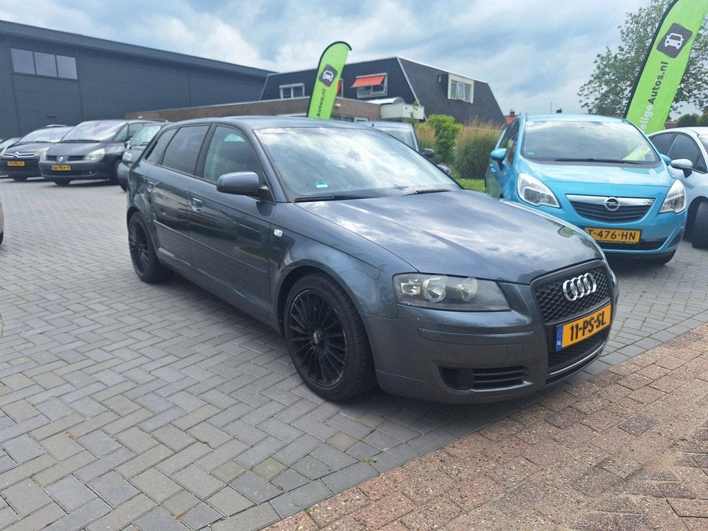 Audi A3 Sportback 2.0 FSI Attraction / APK januari 2027 / KO, Auto's, Audi, Voorwielaandrijving, Traction-control, Gebruikt, 4 cilinders