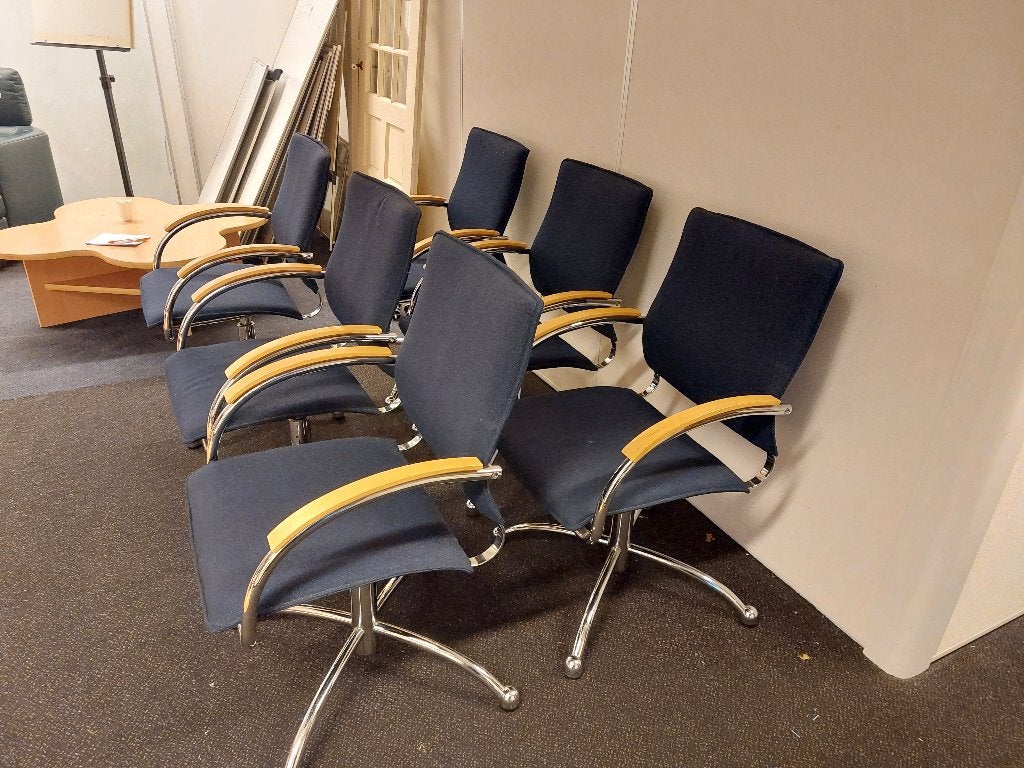 6 stuks ahrend thonet directiestoel ( 500962 ), Ophalen of Verzenden, Zwart