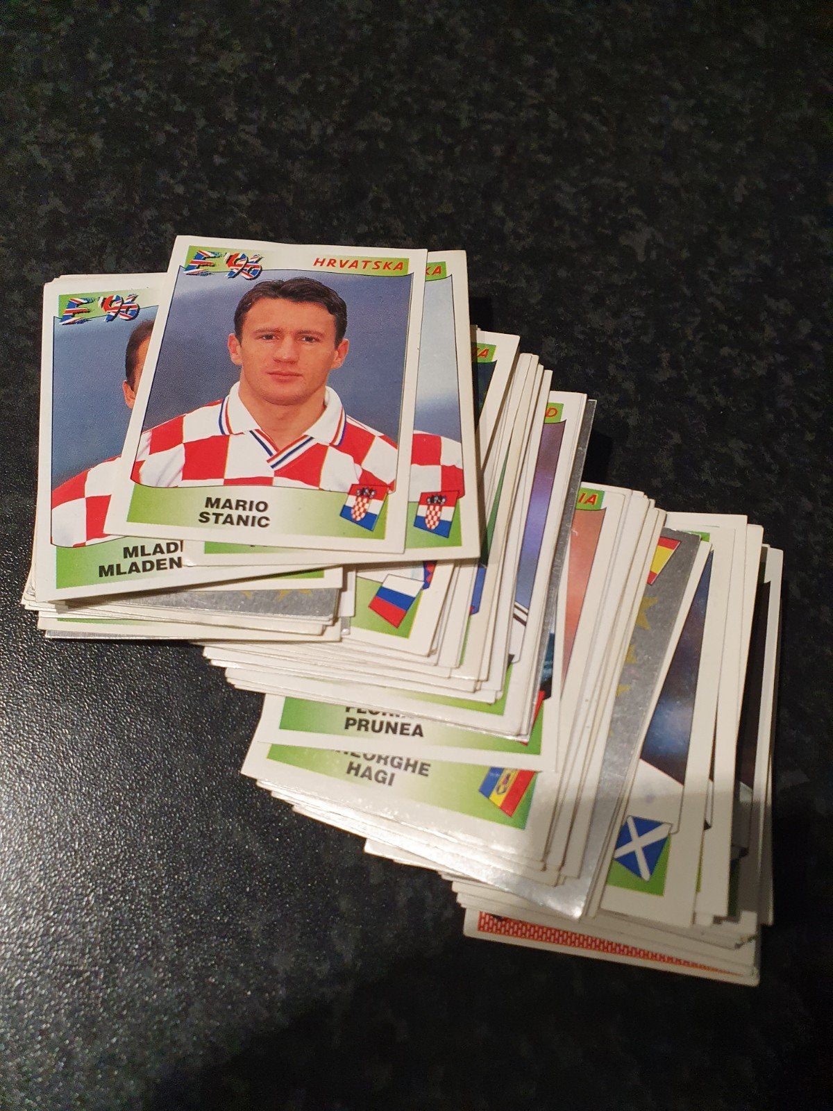 Panini Euro 96, Ophalen of Verzenden, Zo goed als nieuw, Meerdere stickers