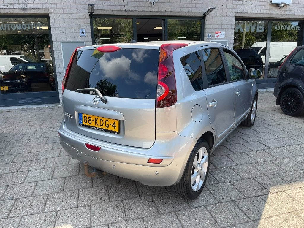 Nissan Note 1.6 5Drs Airco Nieuwe apk Nieuwe airco Trekhaak, 15 km/l, Gebruikt, 4 cilinders, 49 €/maand