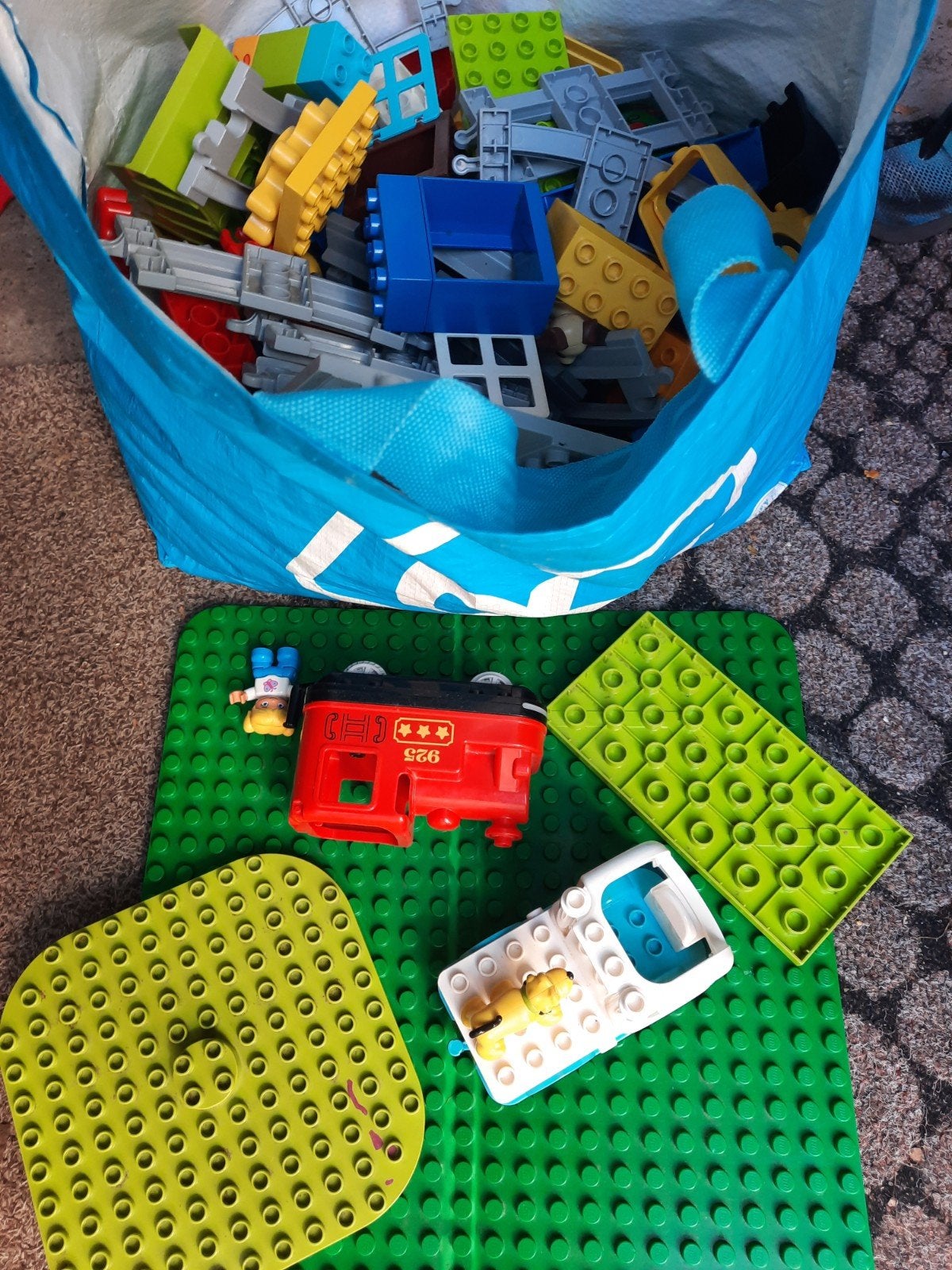 Grote partij LEGO Duplo met trein, carrousel en meer!, Ophalen, Gebruikt, Overige thema's, Inclusief minifiguren
