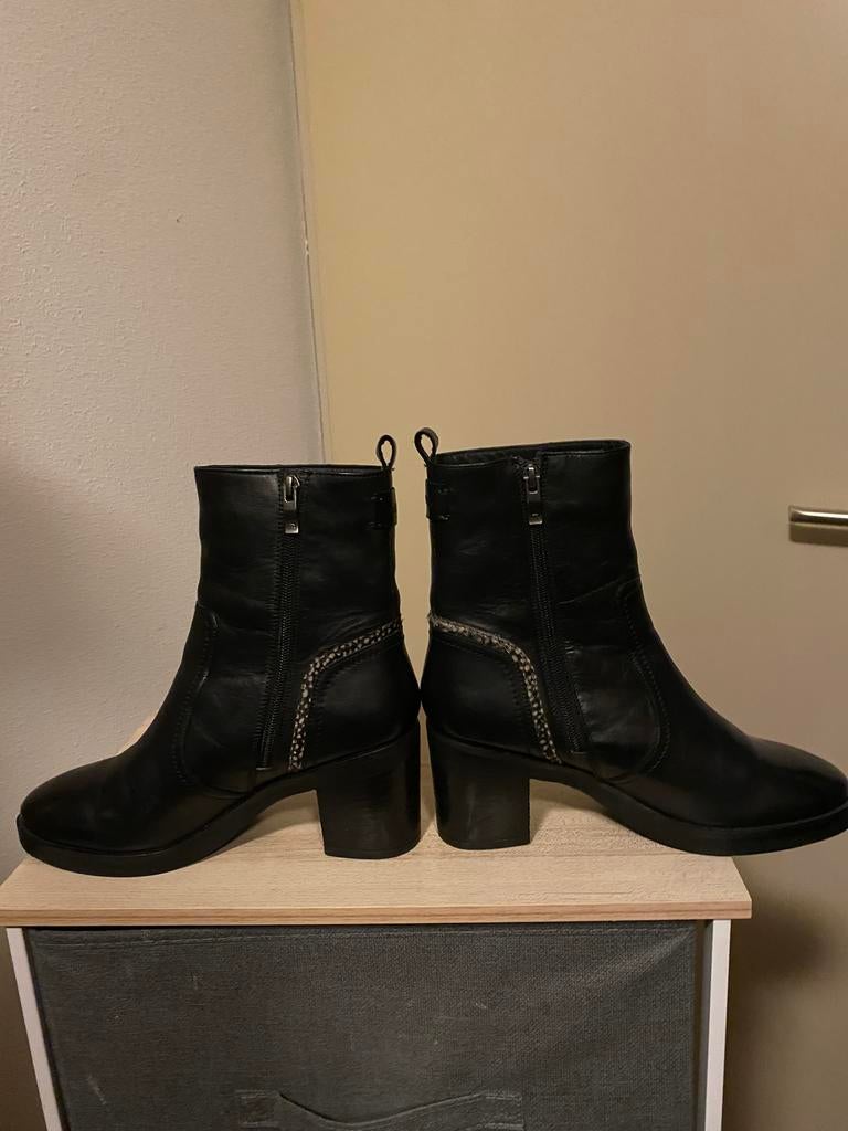 Enkellaarzen, Maruti, zwart, maat 42, Kleding | Dames, Schoenen, Verzenden, Zwart, Lage of Enkellaarzen, Zo goed als nieuw