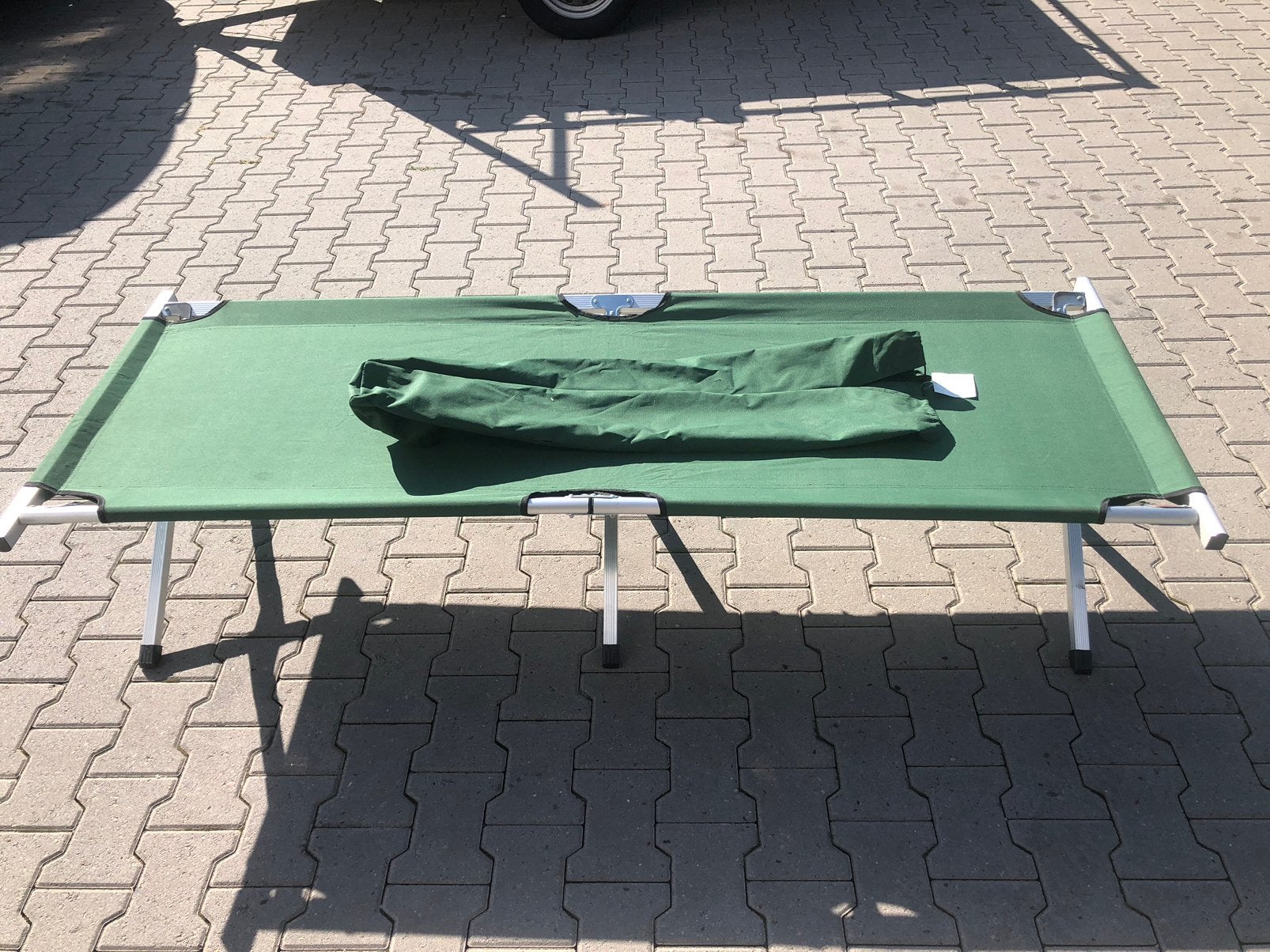 Camping bed, Ophalen, Nieuw
