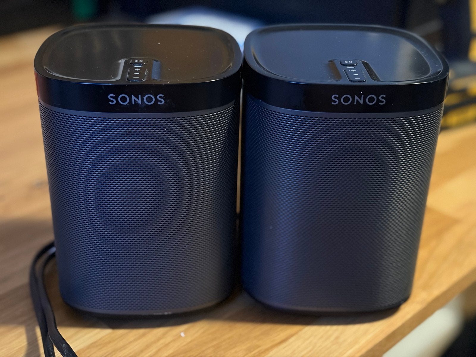 Sonos  Play one - Set van 2 met muurbeugels kan ook per stuk