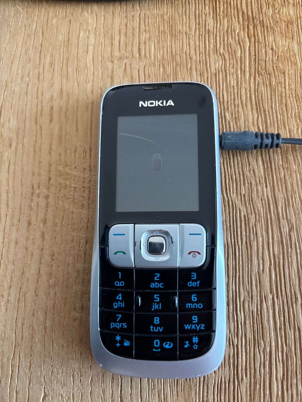 Nokia 1208 - Klassieke Mobiele Telefoon, Gebruikt, Geen camera, Zwart, Fysiek toetsenbord
