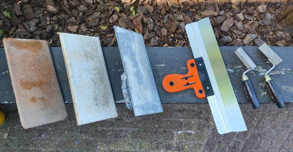 Stukadoorsgereedschap: Spaan, troffels en schuurblokken, Ophalen of Verzenden, Gebruikt