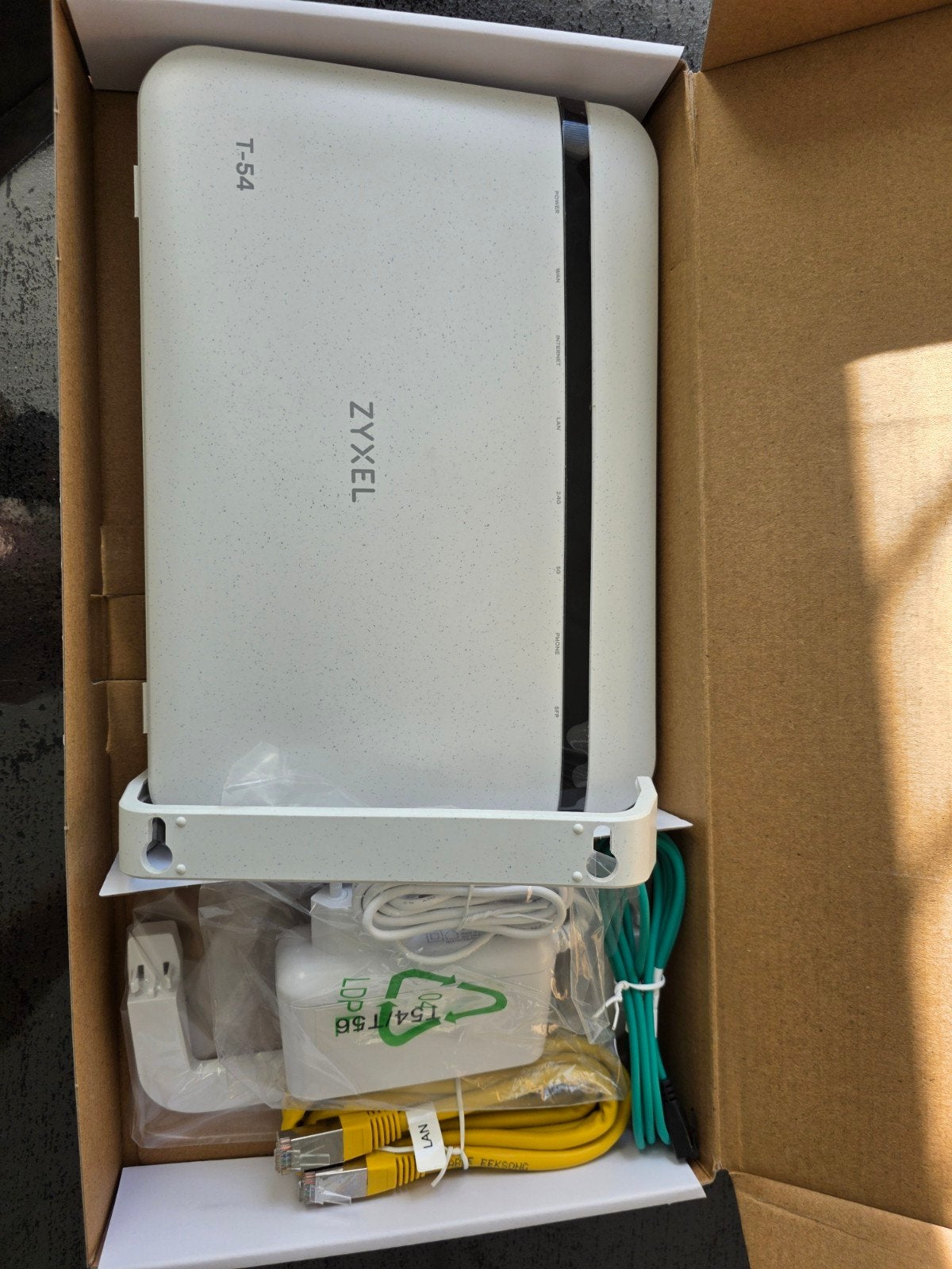 Zyxel T-54 VDSL2/ADSL2+ Modem Router (Nieuw in doos), Ophalen of Verzenden, Nieuw, Router met modem, Zyxel