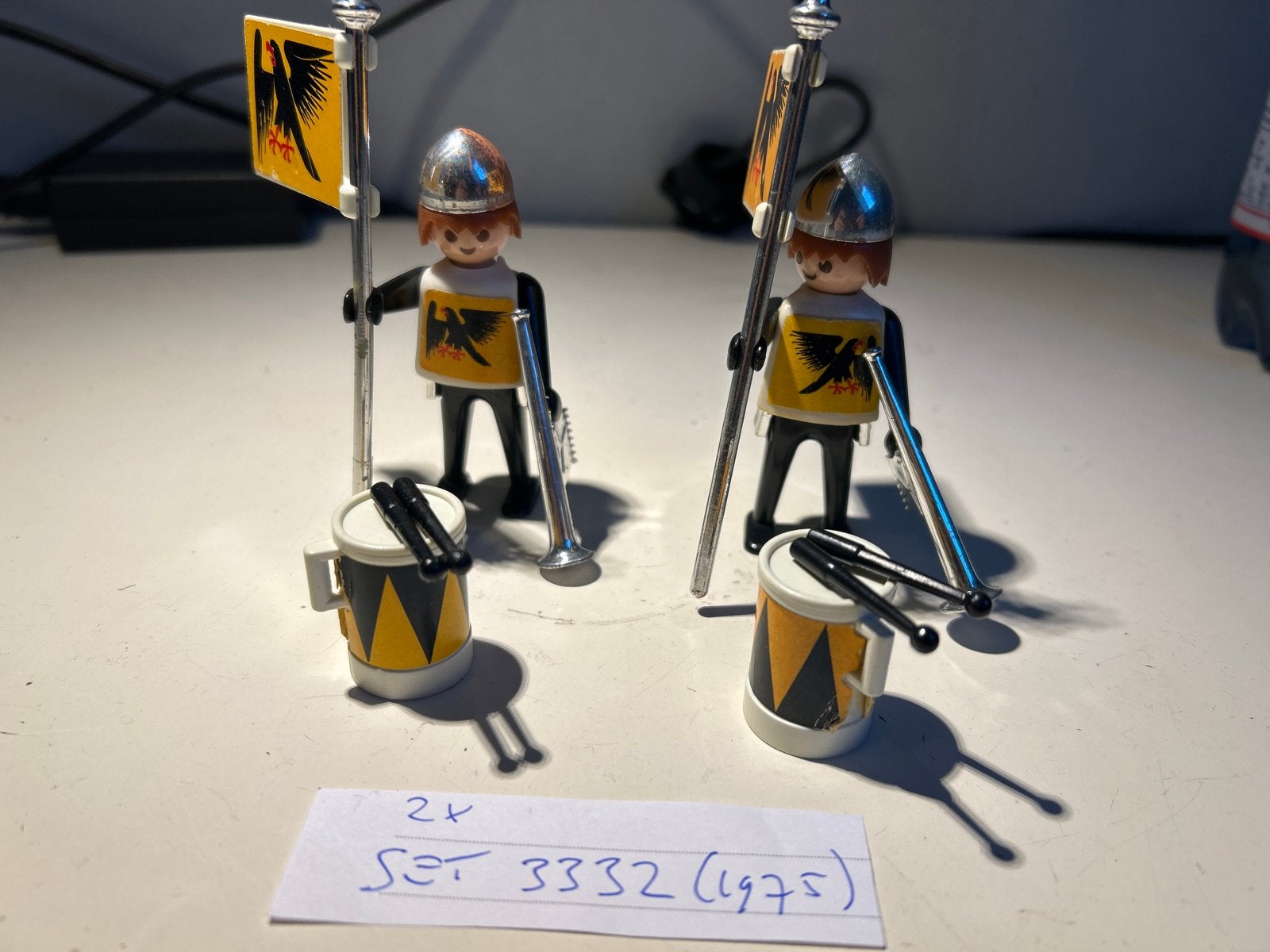 2x Playmobil Set 3332 (1975) - ridders met trommel en vlag, Ophalen of Verzenden, Gebruikt, Jongen of Meisje