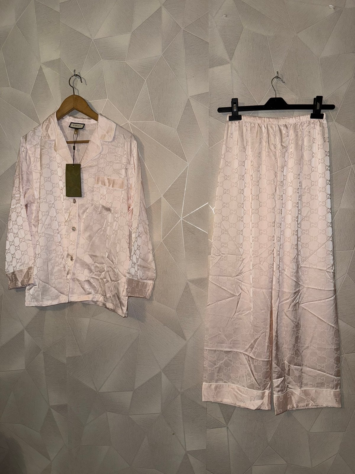 Gucci pyjama, Ophalen of Verzenden, Zo goed als nieuw