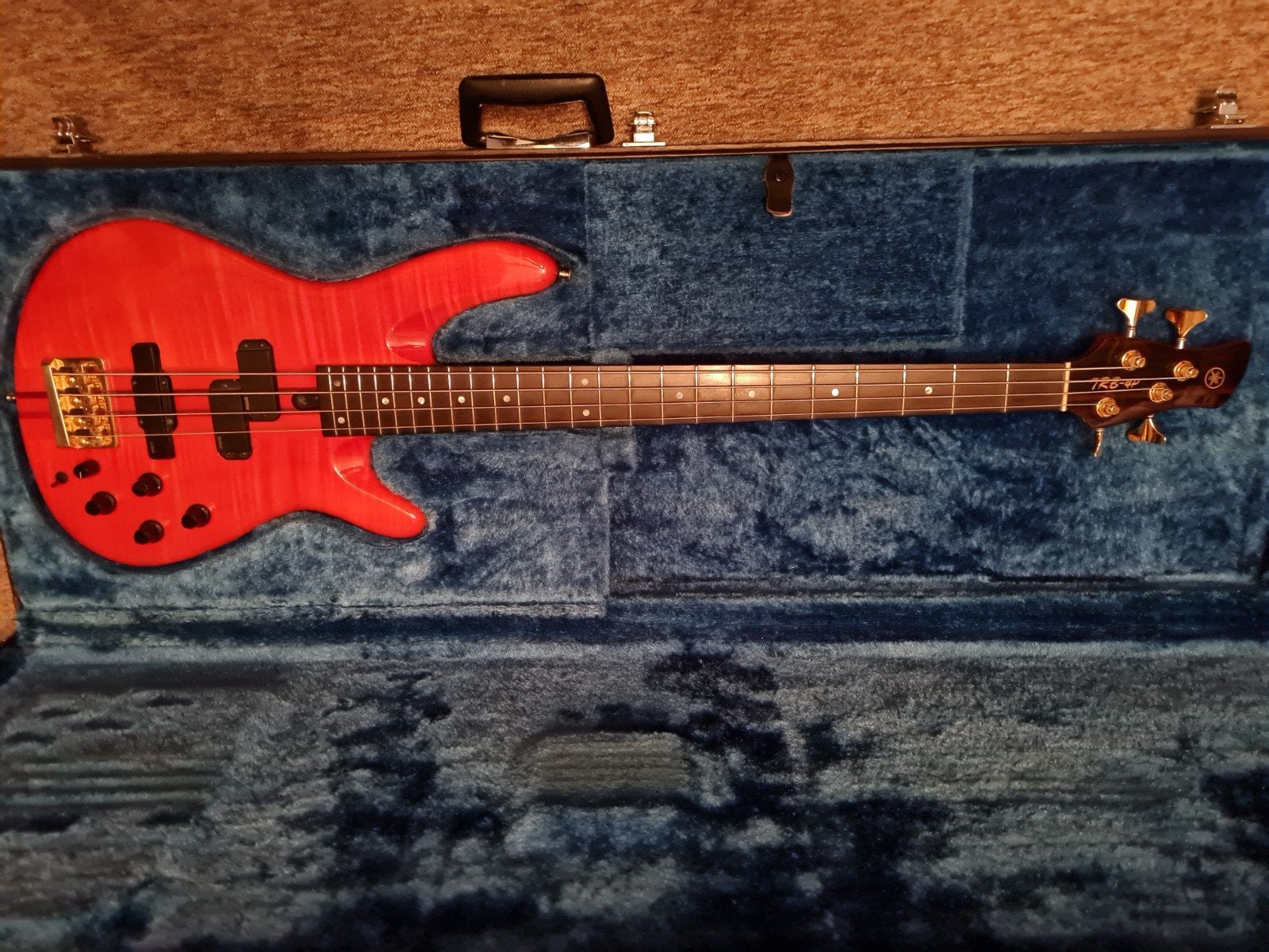 yamaha trb 4p, Muziek en Instrumenten, Snaarinstrumenten | Gitaren | Bas, Ophalen, Zo goed als nieuw, Elektrisch