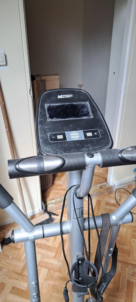 Crossetrainer ijzeren, Sport en Fitness, Fitnessapparatuur, Rug, Ophalen of Verzenden, Zo goed als nieuw, Crosstrainer