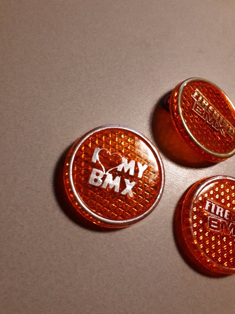 BMX buttons jaren 80 - 3 stuks samen 2.50 euro, Verzamelen, Ophalen of Verzenden, Zo goed als nieuw, Sport, Button