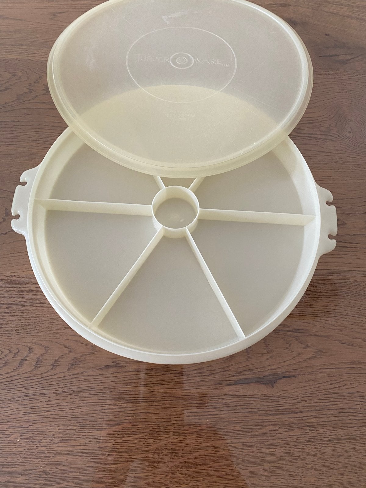 Tupperware serveerschaal met 6 vakken, Gebruikt, Schaal, Ophalen of Verzenden, Met compartimenten