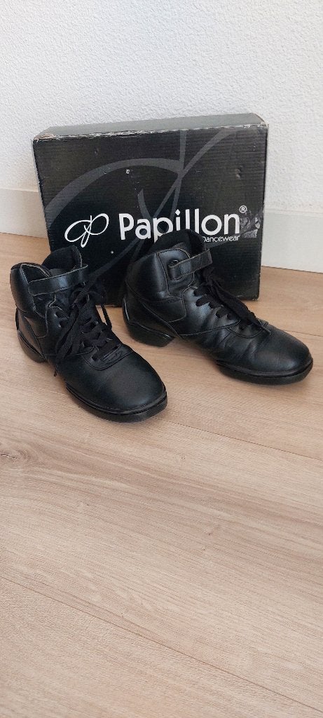 Papillon dansschoenen, Ophalen of Verzenden, Zo goed als nieuw, Schoenen