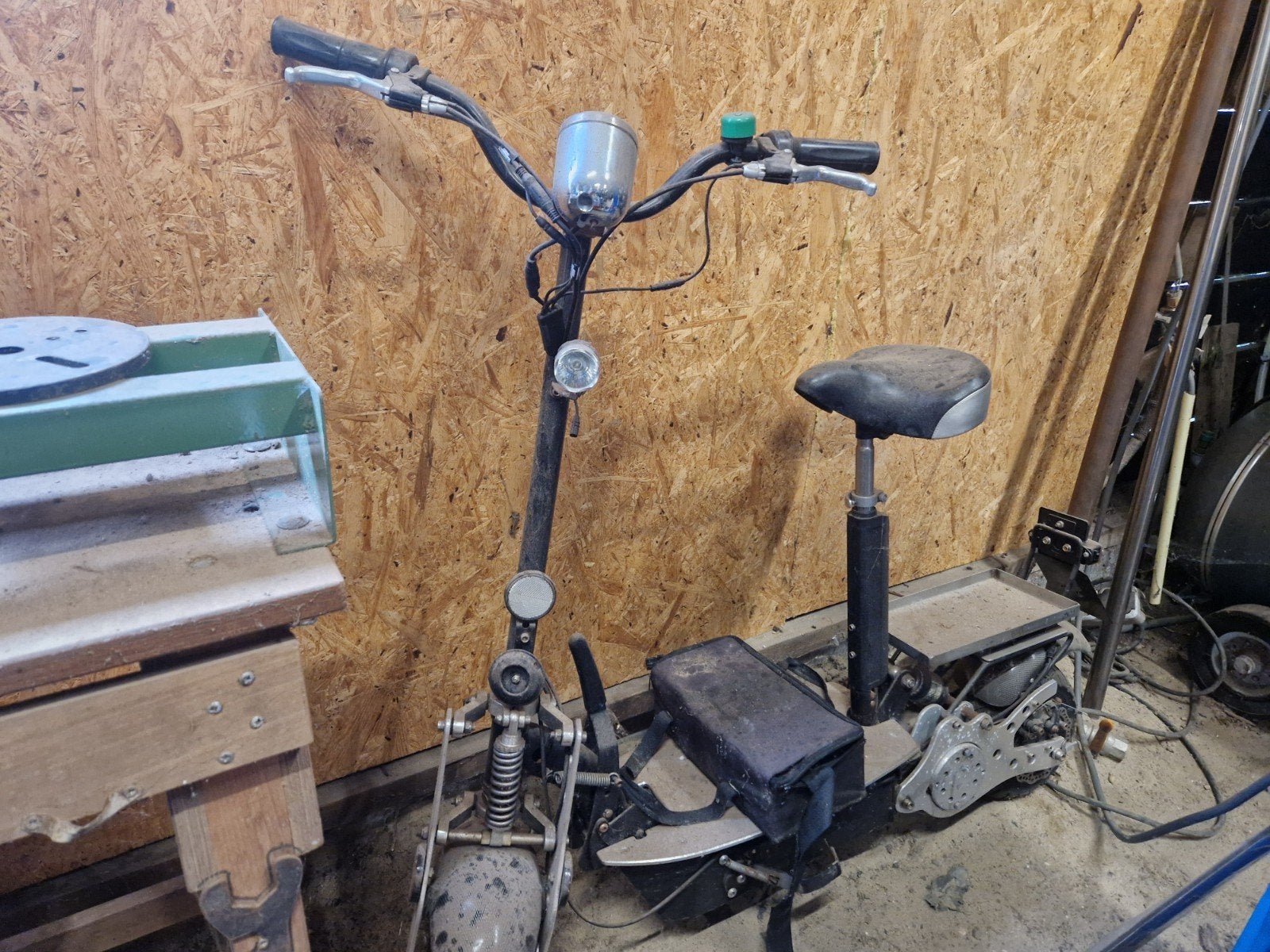 Elektrische step met zadel en extra accu (defect), Ophalen, Gebruikt, Elektrische step (E-scooter)