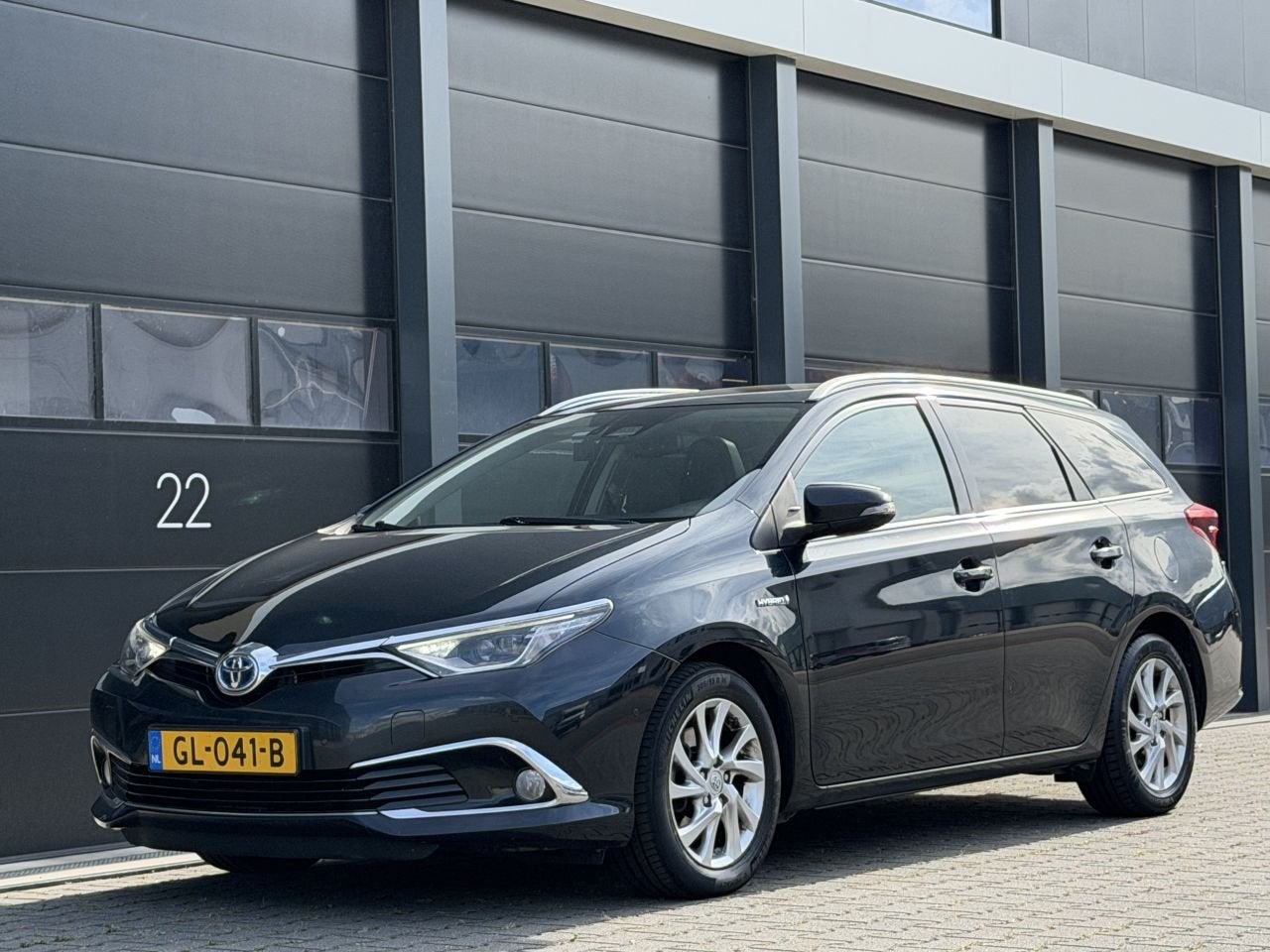 Toyota Auris Touring Sports 1.8 Hybrid LPG Panorama Camera C, Automaat, Automatische klimaatregeling, Te koop, 66 €/maand
