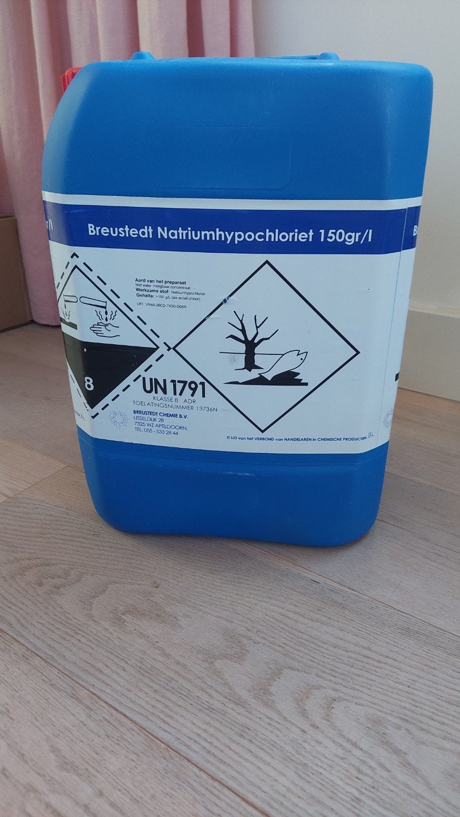 Breustedt Natriumhypochloriet 150gr/l - 20 liter, Ophalen, Reinigingsmiddel