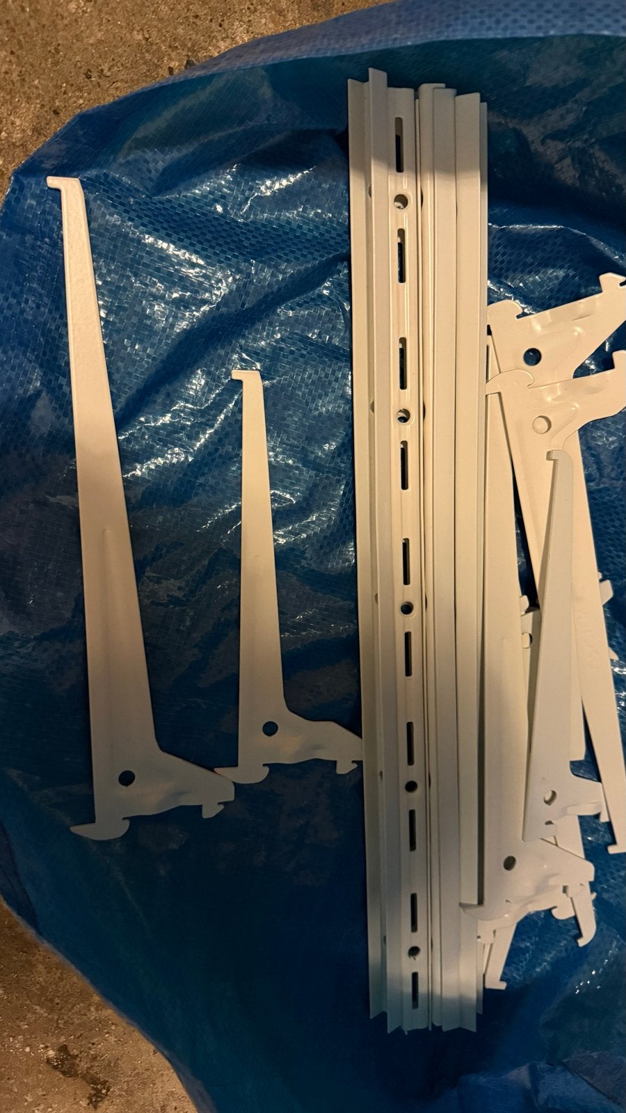 Witte plankdragers en rails., Ophalen, Gebruikt