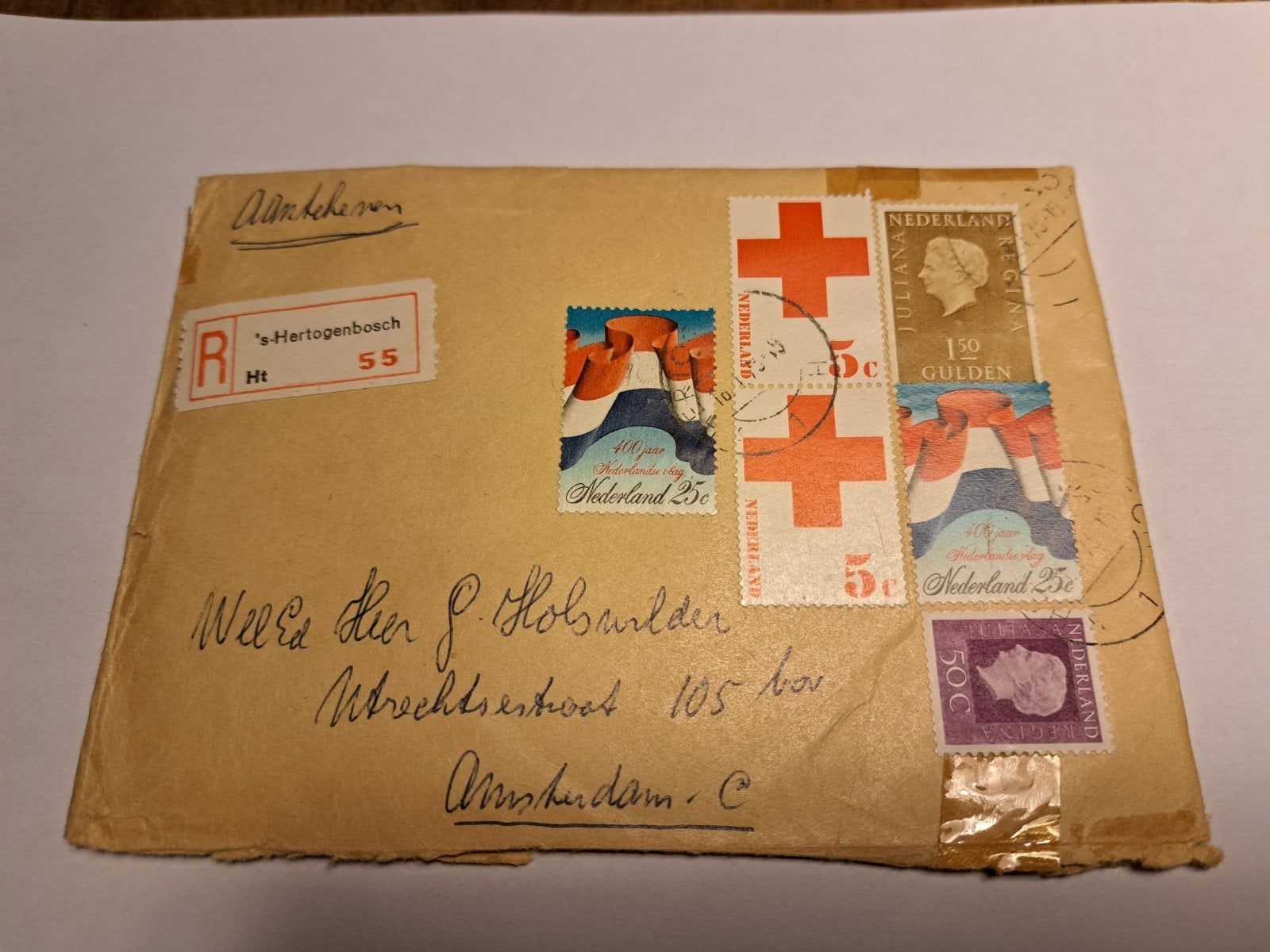 Oude envelop met diverse Nederlandse postzegels, Ophalen of Verzenden, Envelop